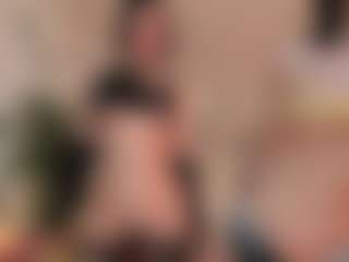 1munique's Live Sex Cam Show