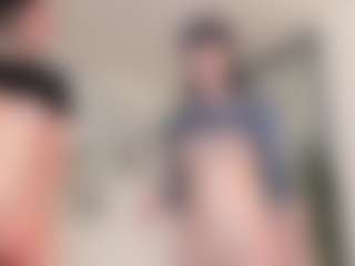 1munique's Live Sex Cam Show