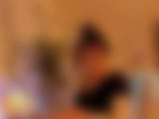 Live cam show with 1munique - Lesbian on SinfulBabes