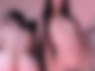Live cam show with 1munique - Spank on Camsoda