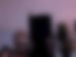 1munique's Live Sex Cam Show