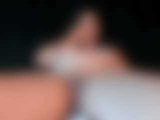 Live cam show with AnithaYork - Public on livesexfox.com