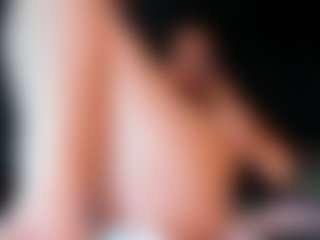 Live cam show with AnithaYork - Deepthroat on Fit Hotties