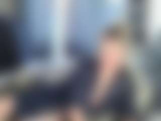 Live cam show with DesireChristy - Mature on 1on1-livenow