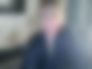 Live cam show with DesireChristy - Average on Hubzter Live