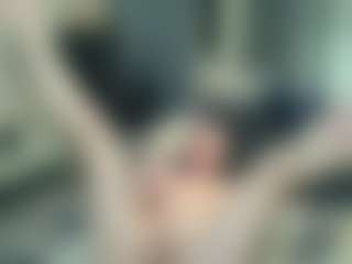 Live cam show with DesireChristy - Living Room on hrnylive.com
