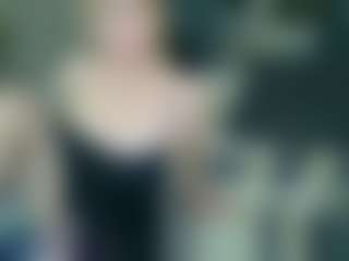 Live cam show with DesireChristy - Average on Streamer API