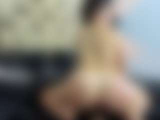 Live cam show with KIMALESSIA - White on ObeyMaria | colombia