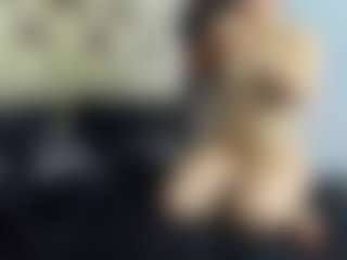 Live cam show with KIMALESSIA - Thick on Lustler