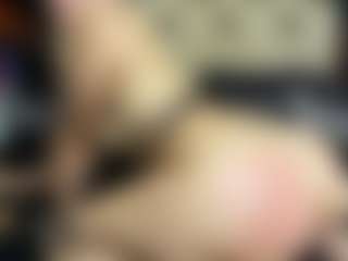 Live cam show with KIMALESSIA - Thick on Cam Slut