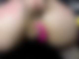 KIMALESSIA's Live Sex Cam Show