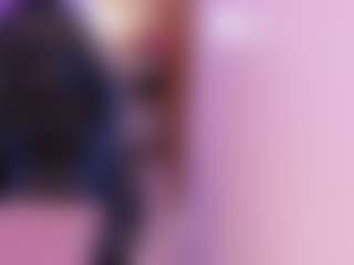 Live cam show with kittyroouse - Latina on Camsoda