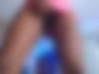 Live cam show with CocoCharm - Black on live18s.com