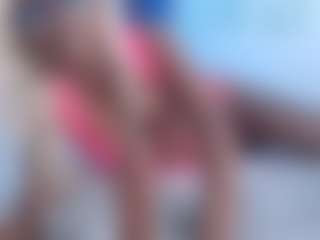 Live cam show with CocoCharm - Ebony on live18s.com