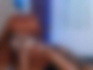 Live cam show with CocoCharm - Black on SpunkLive