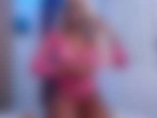 Live cam show with CocoCharm - Tease Red Hair on sexytreat.net