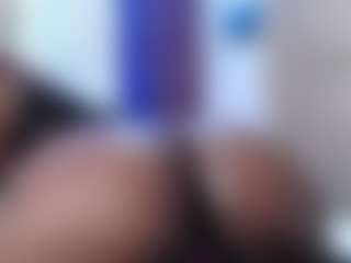 CocoCharm's Live Sex Cam Show