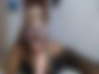Live cam show with CocoCharm - Big Tits on camwithhim.com