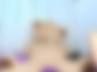 Live cam show with valentina-giraldo - Big Tits Latina on Camsoda | colombia