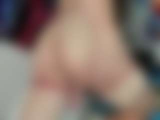 Sofia-Clark01とのライブチャットショー - CamsodaのAnal Toys