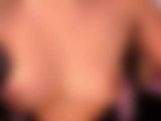 Live cam show with Sofia-Ortega - Black Hair on AdultVida.com