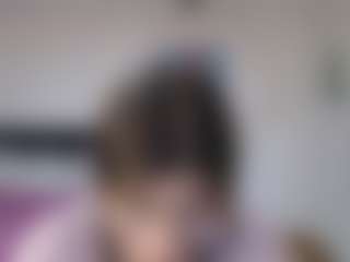 Live cam show with Dearlilith - Blonde Hair on Instabang