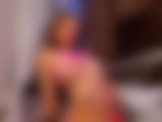 Live cam show with PollyMilles - Bedroom on Camsoda
