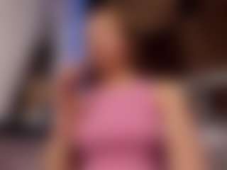 Live cam show with PollyMilles - Teen (18+) on SquirtSoMuch
