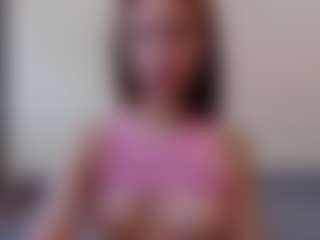 Live cam show with PollyMilles - Striptease on CamSextacy