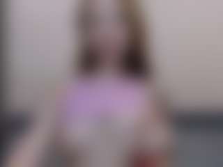 Live cam show with PollyMilles - Bikini on luckytryst.com