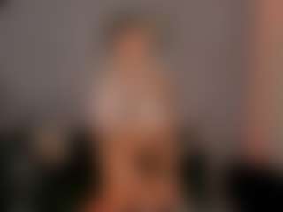 Live cam show with Ally Jensen - Thin on Sweet Sext
