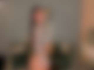 Live cam show with Ally Jensen - Student on TeamSkeetLive