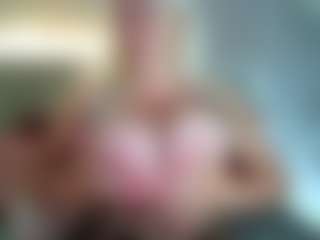 Angel 34G Natural's Live Sex Cam Show