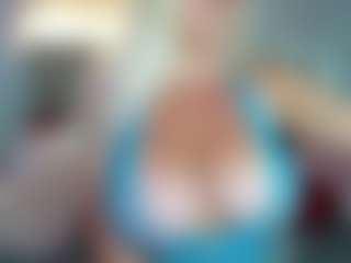 Live cam show with Angel 34G Natural - Sex on live18s.com
