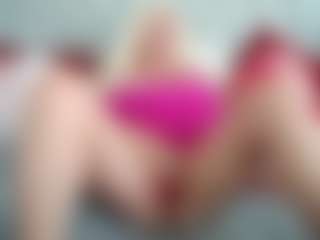 Live cam show with Angel 34G Natural - Sex on Gym Cam Girls