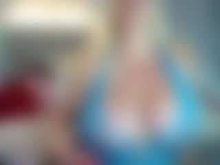 Angel 34G Natural's Live Sex Cam Show