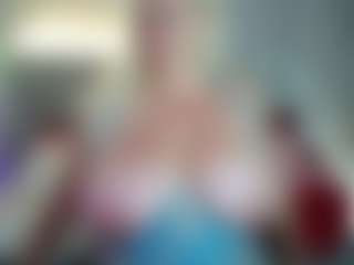 Live cam show with Angel 34G Natural - Big Ass on SmokeAndPoke