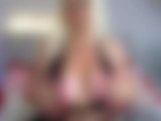 Live cam show with Angel 34G Natural - Asshole Lovense on Hubzter Live
