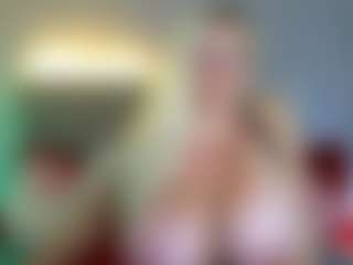 Live cam show with Angel 34G Natural - Blowjob on chickslive.net