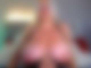 Angel 34G Natural's Live Sex Cam Show
