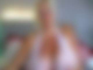 Live cam show with Angel 34G Natural - Stockings on Camsoda