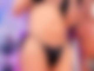 Live cam show with honey-flawless - Tease on CamwithHer