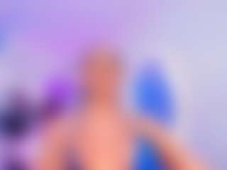 Live cam show with honey-flawless - Black Hair on CamSextacy