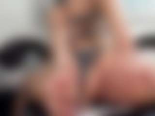 Live cam show with KhloeCutee - Small Ass on Free Soda