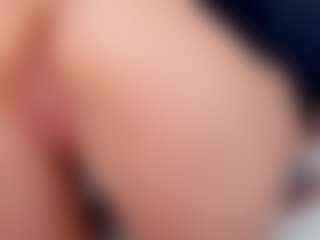 Live cam show with KhloeCutee - Solo on makecum.org