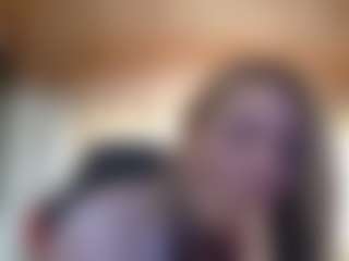 Rubii-sweett MILF webcam performer live streaming