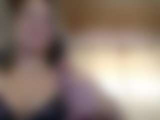 Rubii-sweett MILF webcam performer live streaming