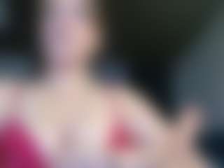 Rubii-sweett MILF webcam performer live streaming