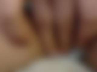 Live cam show with Rubii-sweett - BBW on WildCum