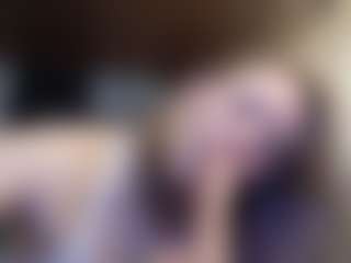 Live cam show with Rubii-sweett - Fingering on WildCum